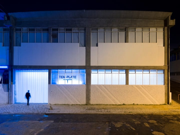 リスボンのファッションラボスペース「TEM-PLATE」 古い倉庫を改装した近未来的なショップをオープン