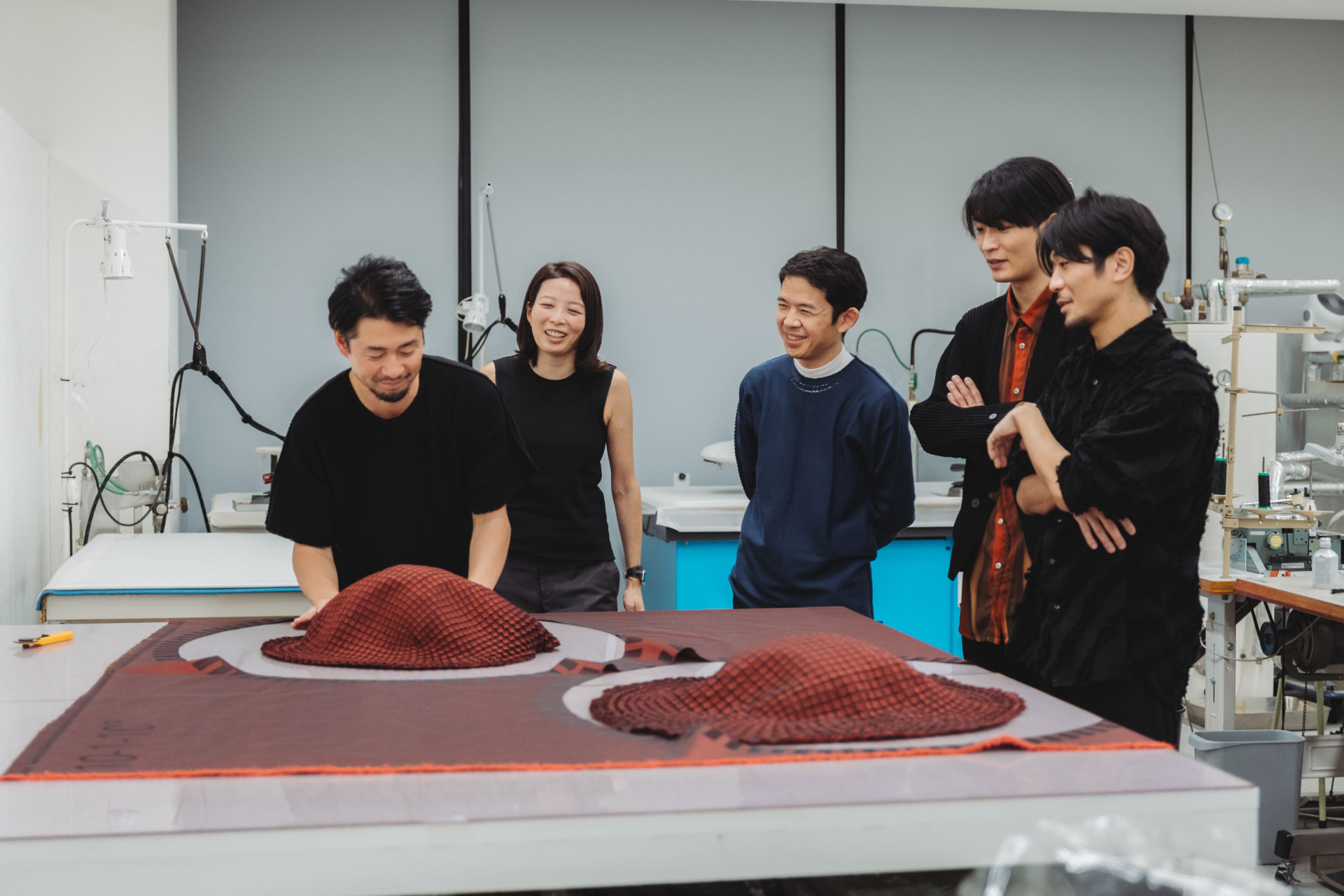 Nature ArchitectsとA-POC ABLE ISSEY MIYAKE 熱で自在に変形する布の